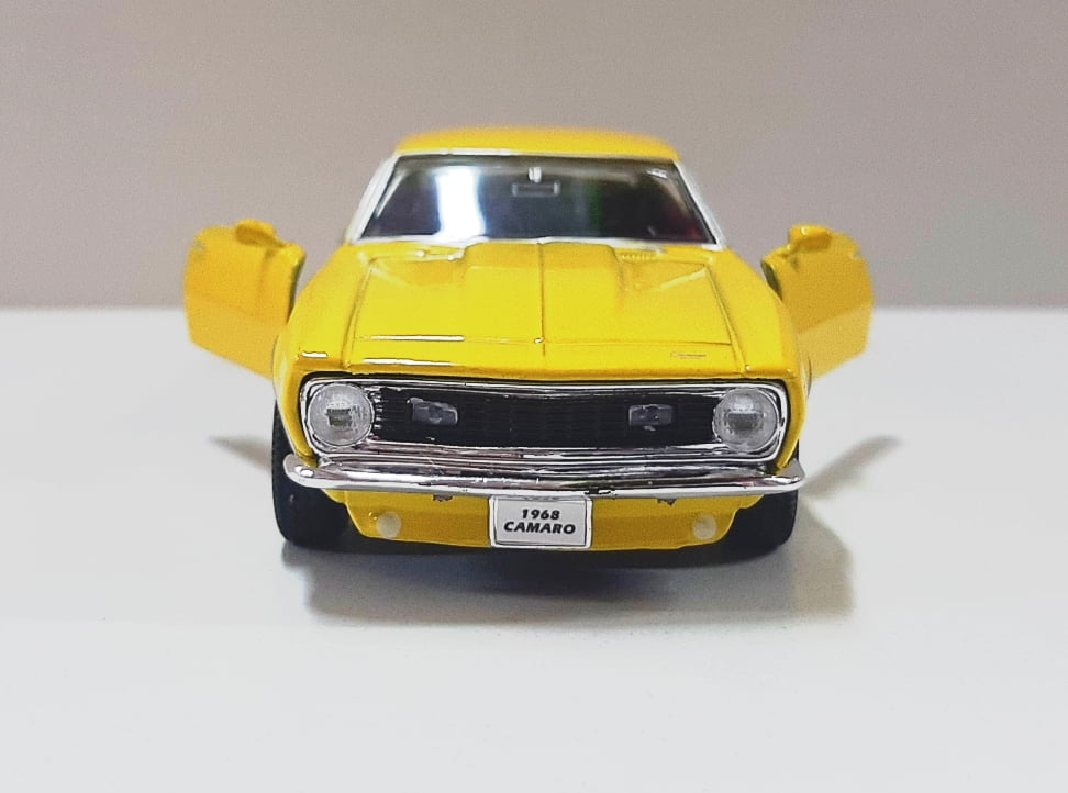 1968 top camaro diecast