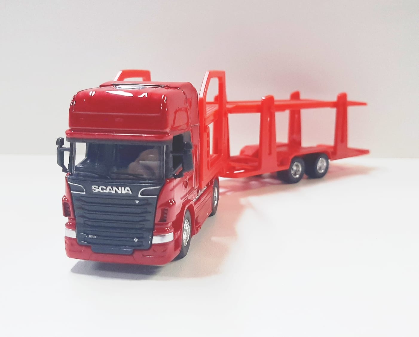 Miniatura Scania  A perfeição em forma de brinquedo você confere