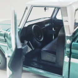 Mini 1/24 1966 Chevrolet Pickup C10 - Miniatura Escala 1/24