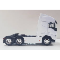 Mini 1/32 Cavalo Volvo FH Escala 1/32 - Miniatura Escala 1/32