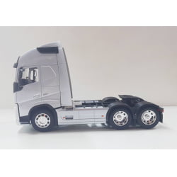 Mini 1/32 Cavalo Volvo FH Escala 1/32 - Miniatura Escala 1/32