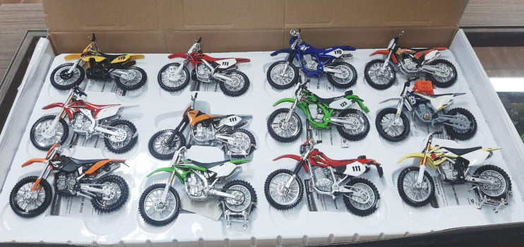 Mini 1/18 Motocross Maisto