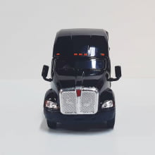 Miniatura de Ferro Cavalo Kensworth T700 Preto Escala 1/68