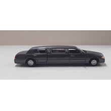 Miniaturas de Ferro 1999 Lincoln Town Limosine Car Stretch Limo Cinza escuro Escala 1/52