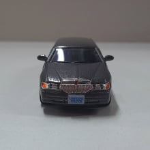 Miniaturas de Ferro 1999 Lincoln Town Limosine Car Stretch Limo Cinza escuro Escala 1/52