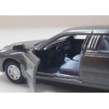 Miniaturas de Ferro 1999 Lincoln Town Limosine Car Stretch Limo Cinza escuro Escala 1/52