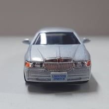 Miniaturas de Ferro 1999 Lincoln Town Limosine Car Stretch Limo Prata Escala 1/52