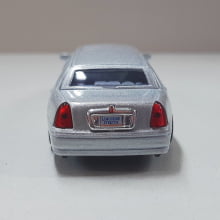 Miniaturas de Ferro 1999 Lincoln Town Limosine Car Stretch Limo Prata Escala 1/52