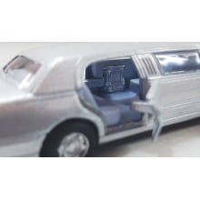 Miniaturas de Ferro 1999 Lincoln Town Limosine Car Stretch Limo Prata Escala 1/52