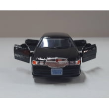 Miniaturas de Ferro 1999 Lincoln Town Limosine Car Stretch Limo Preto Escala 1/52