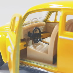  Miniatura de Ferro 1967 Volkswagen Fusca Beetle Clássico Brilho Amarelo Escala 1/32