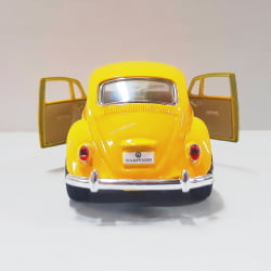  Miniatura de Ferro 1967 Volkswagen Fusca Beetle Clássico Brilho Amarelo Escala 1/32