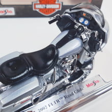 Kit 1 Quadro decorativo + 1 Miniatura 1/18 H-D 2002 FLTR Road Glide Prata com caixa Harley-Davidson