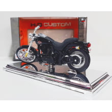 Kit 1 Quadro decorativo + 1 Miniatura 1/18 H-D 2002 FXSTB Night Train 02 Preto com caixa Harley-Davidson