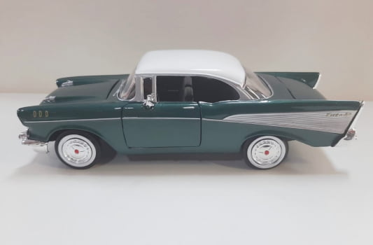 Miniatura 1957 Chevy Bel Air Escala 1/24