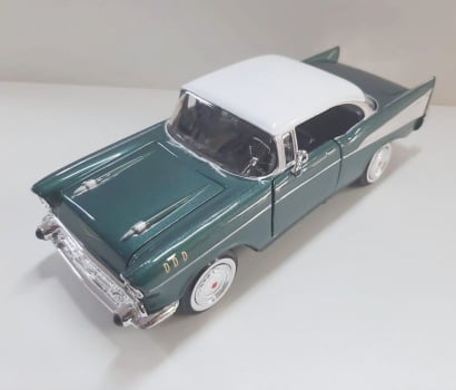 Miniatura 1957 Chevy Bel Air Escala 1/24