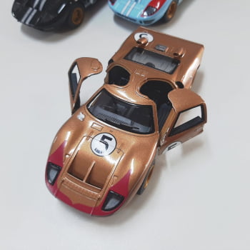 Mini 1/32 1966 Ford GT40 MKII Corrida - Miniatura Escala 1/32