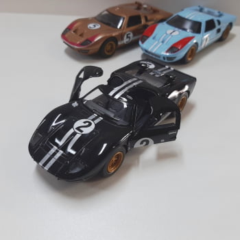 Mini 1/32 1966 Ford GT40 MKII Corrida - Miniatura Escala 1/32