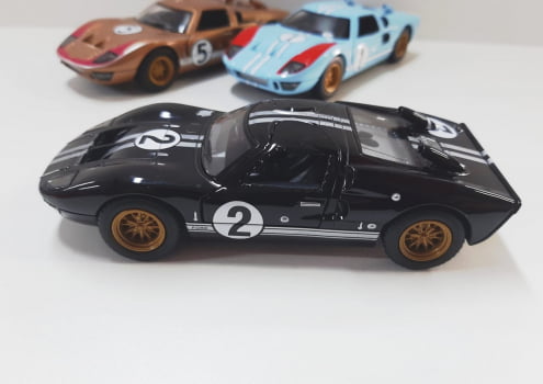 Mini 1/32 1966 Ford GT40 MKII Corrida - Miniatura Escala 1/32