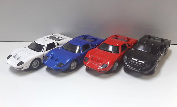 Mini 1/32 1966 Ford GT40 MKII - Miniatura Escala 1/32