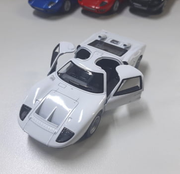 Mini 1/32 1966 Ford GT40 MKII - Miniatura Escala 1/32