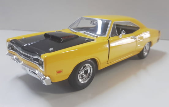 Mini 1/24 1969 Dodge Coronet Super Bee - Miniatura Escala 1/24