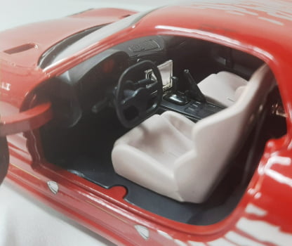 Miniatura 1993 Mazda Dom /Toretto RX-7 Velozes e Furiosos Escala 1/24