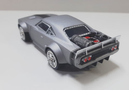 Miniatura 2017 Dodge Ice Charger Dom /Toretto FCA US LLC Velozes e Furiosos Escala 1/32