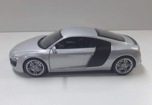 Mini 1/24 Audi R8 - Miniatura Escala 1/24