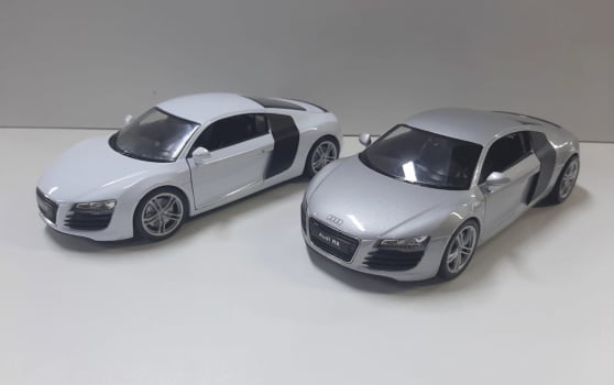 Mini 1/24 Audi R8 - Miniatura Escala 1/24