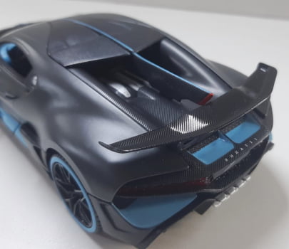 Mini 1/24 Bugatti Divo - Miniatura Escala 1/24