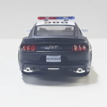 Miniatura Carrinho de Ferro 2015 Ford Mustang GT Policial Escala 1/36