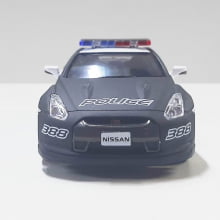 Miniatura Carrinho de Ferro Nissan 2009 GT-R R35 Policial Escala 1/36