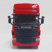 Miniatura Cavalo de Ferro Scannia Trucado V8 730Vermelho Escala 1/32