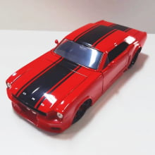 Mini 1/24 1965 Ford Mustang - Miniatura Escola 1/24