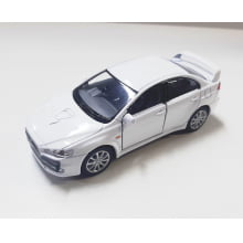 Miniatura de Ferro 2008 Mitsubishi Lancer Evo X Branco Escala 1/36