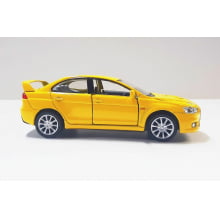 Miniatura de Ferro 2008 Mitsubishi Lancer Evo X Amarelo Escala 1/36