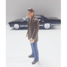 Miniatura de Ferro Chevrolet 1967 Impala SS Sport Sedan do Dean Supernatural Escala 1/24