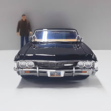 Miniatura de Ferro Chevrolet 1967 Impala SS Sport Sedan do Dean Supernatural Escala 1/24