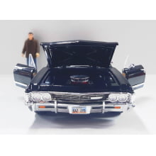 Miniatura de Ferro Chevrolet 1967 Impala SS Sport Sedan do Dean Supernatural Escala 1/24