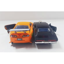 Miniaturas de Ferro Dodge Charger R/T Preto do Toretto e Toyota Supra do Brian Escala  1/32 Velozes e Furiosos