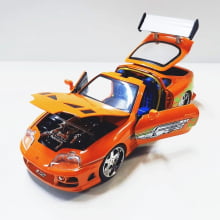 Miniatura de Ferro Toyota Supra Brian Velozes e Furiosos Escala 1/24