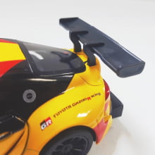 Miniatura de Ferro Toyota Supra GR Amarelo Escala 1/36