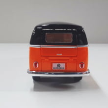 Miniatura de Ferro Volks 1962 Kombi Clássica Corujinha Laranja com preto Escala 1/32