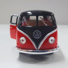 Miniatura de Ferro Volks 1962 Kombi Clássica Corujinha Vermelho com preto Escala 1/32