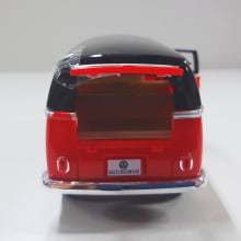 Miniatura de Ferro Volks 1962 Kombi Clássica Corujinha Vermelho com preto Escala 1/32