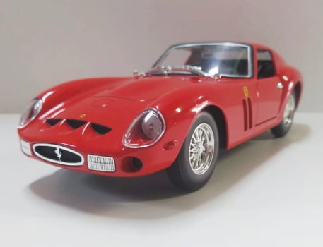 Miniatura Ferrari 250 GTO Escala 1/24