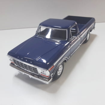 Mini 1/24 Ford F150 Custom Pickup - Miniatura Escala 1/24