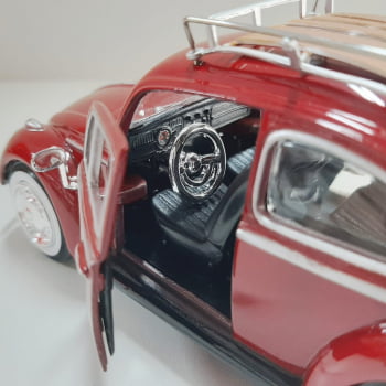 Mini 1/24 Fusca Volkswagen 1966 Beetle - Miniatura Escala 1/24 - com suporte para carga externa