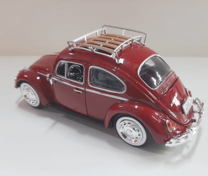 Mini 1/24 Fusca Volkswagen 1966 Beetle - Miniatura Escala 1/24 - com suporte para carga externa